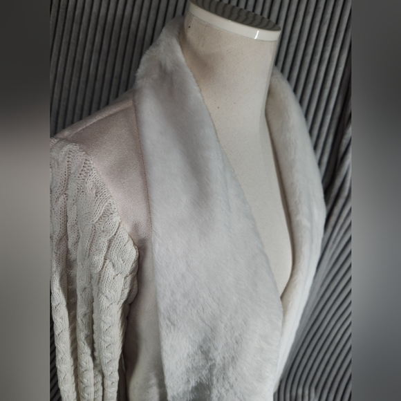 Gaby & Eden NWOT Women Ivory Faux Fur Jacket cardigan Size Large - Picture 8 of 14